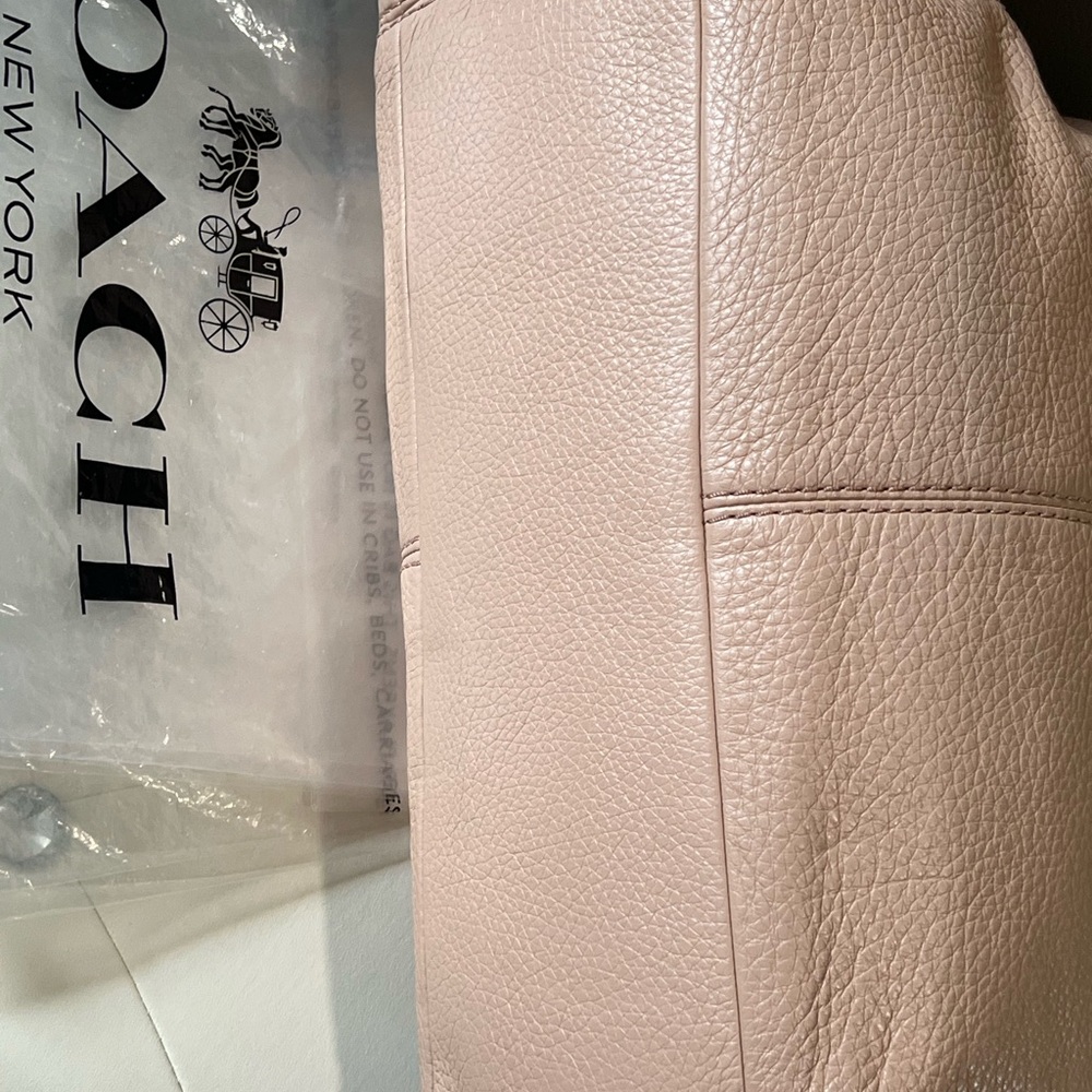 Coach Tan and Gold Shoulder Bag with Signature Design - Picture 9 of 16